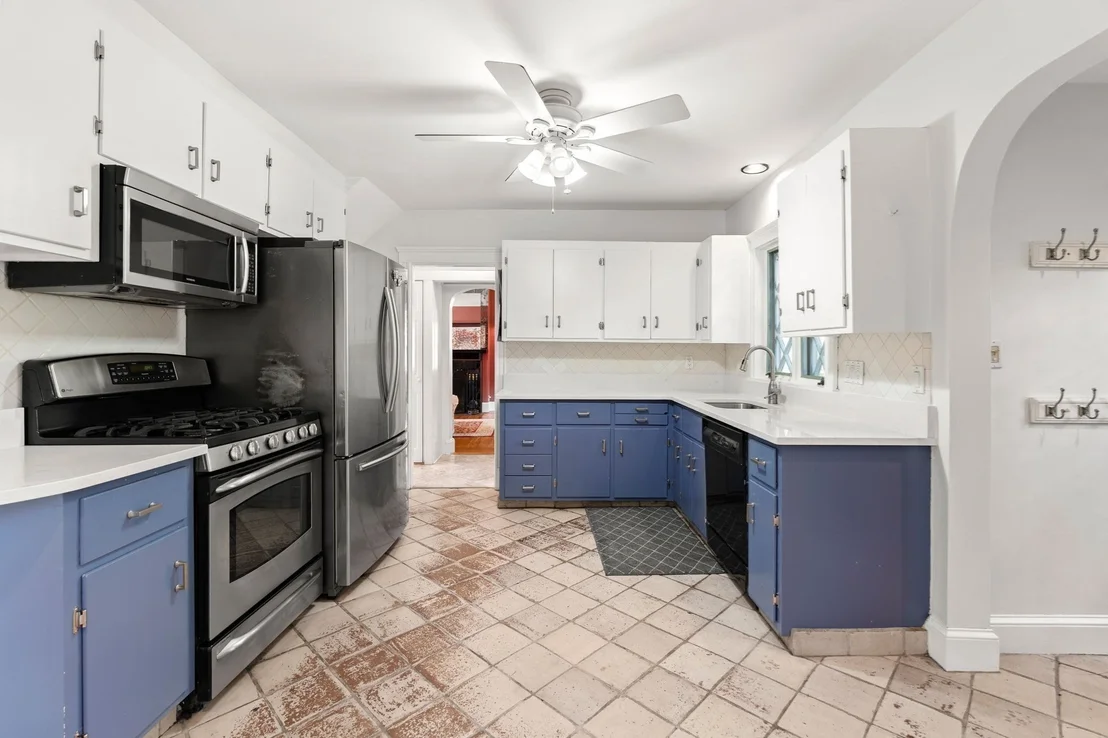 Photo of 28 Preston Beach Road