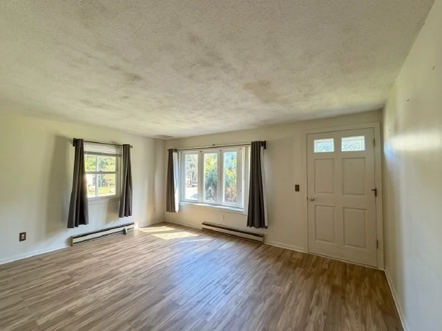Photo of 178 N Main St