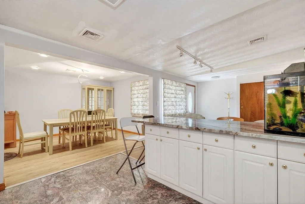 Photo of 20 Temi Rd