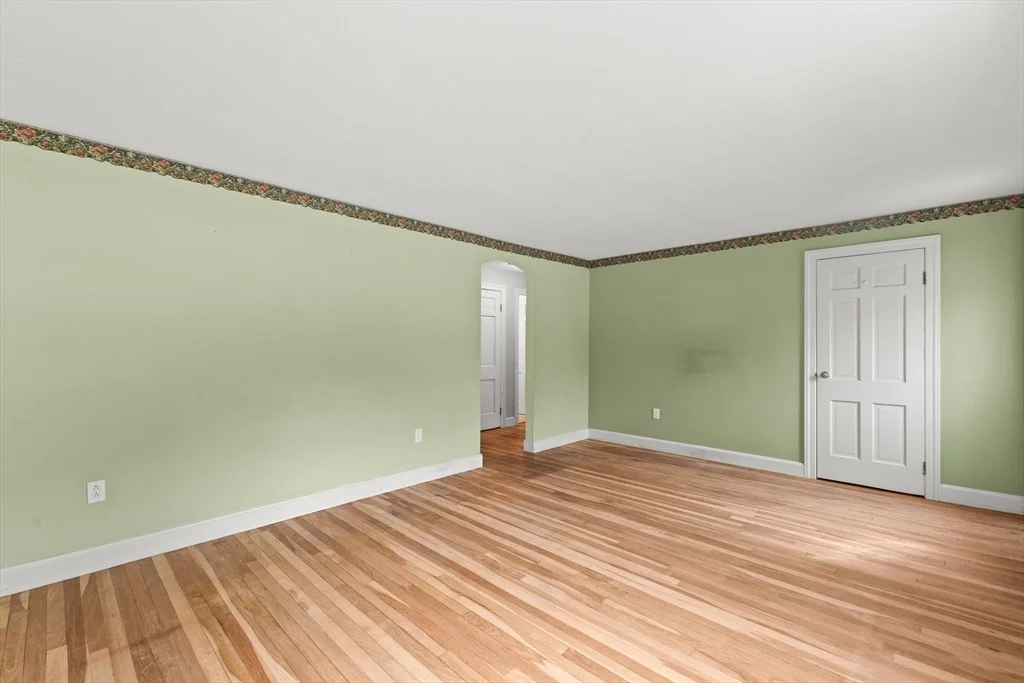 Photo of 3 Meadow Way