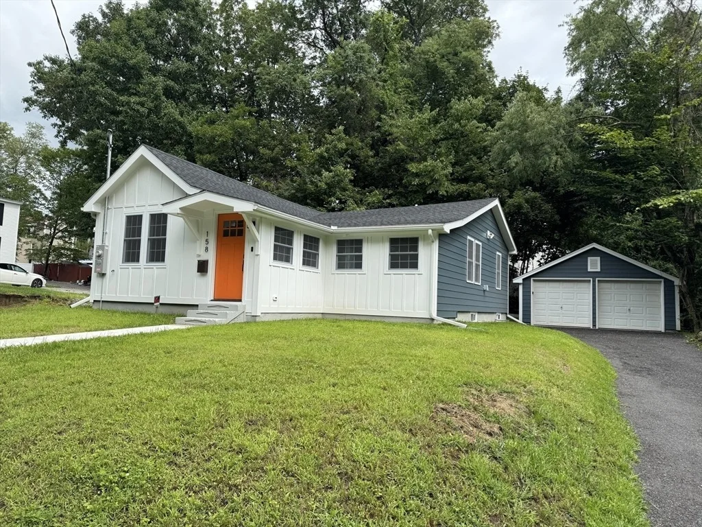 Photo of 158 Fairview Ave