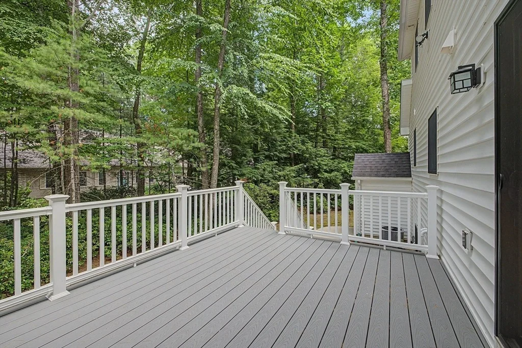 Photo of 59 Ice Pond Dr