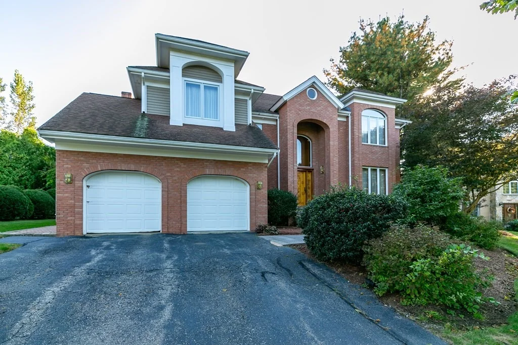 Photo of 15 Greenview Lane
