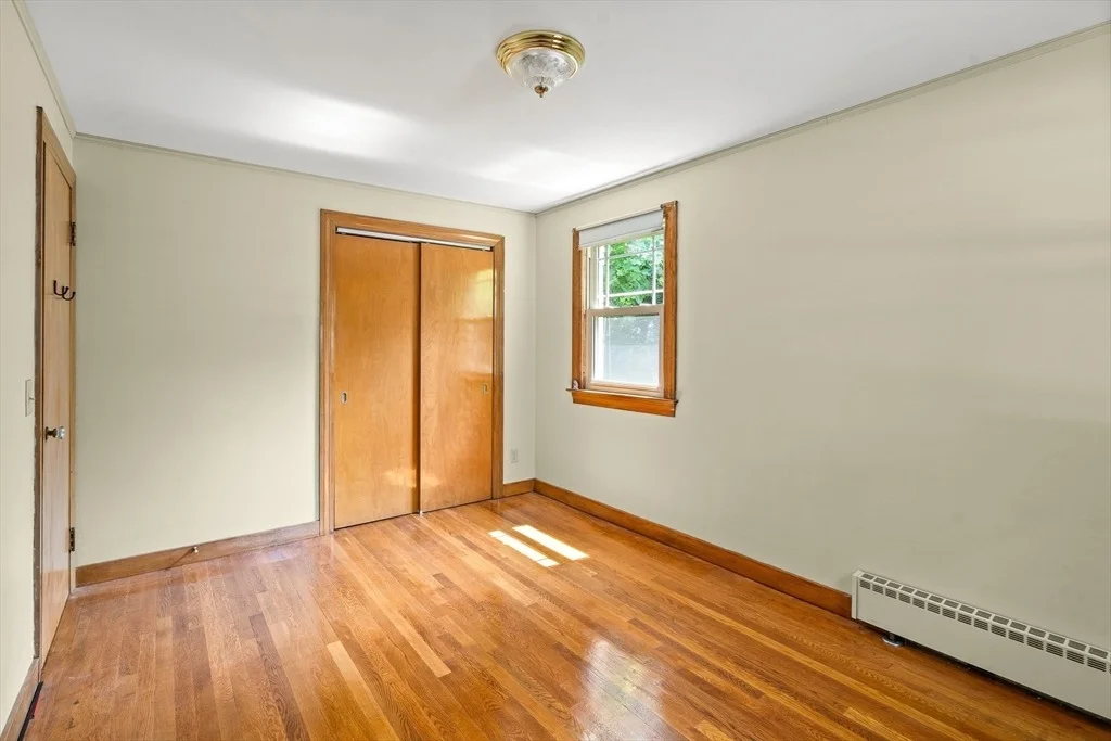 Photo of 16 Sheldon Ave