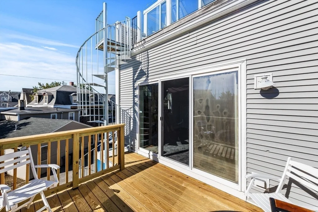 Photo of 7 Lothrop St