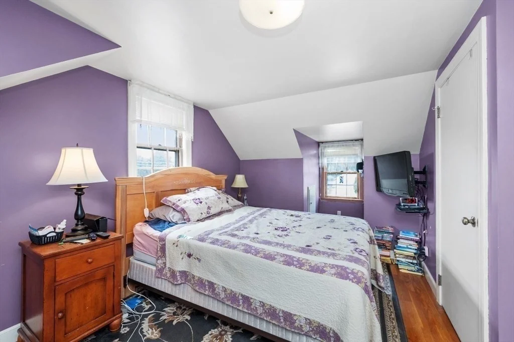 Photo of 111 Warren St