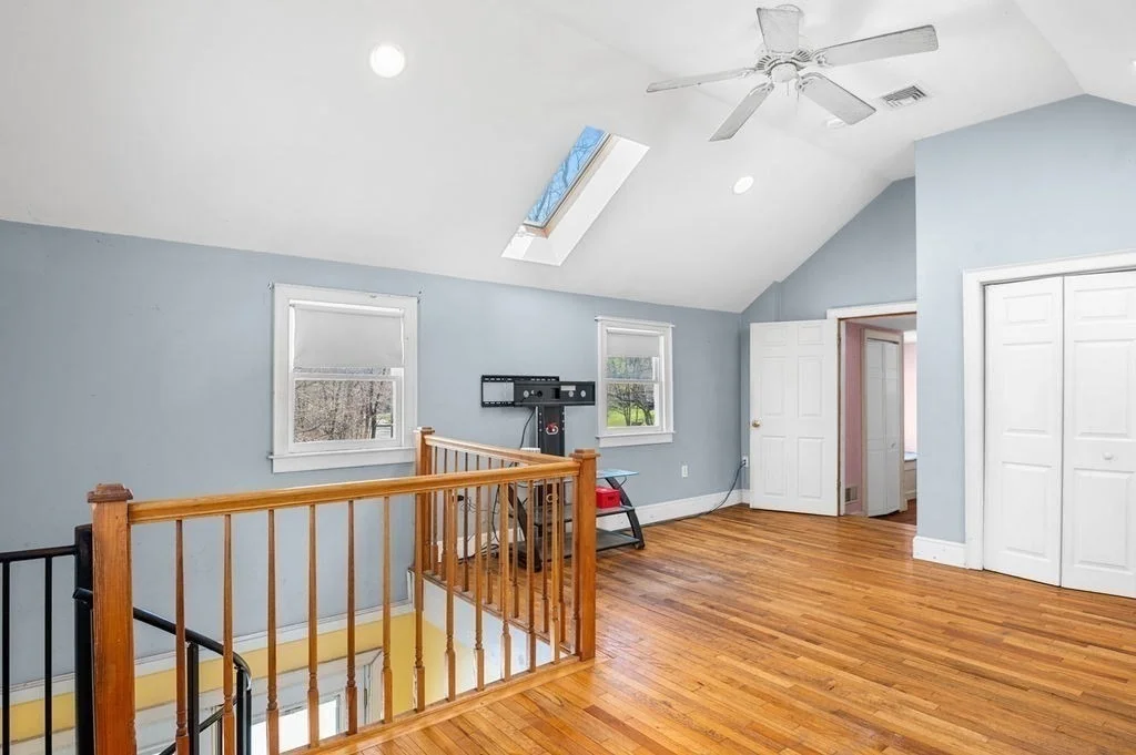 Photo of 231 West Main St