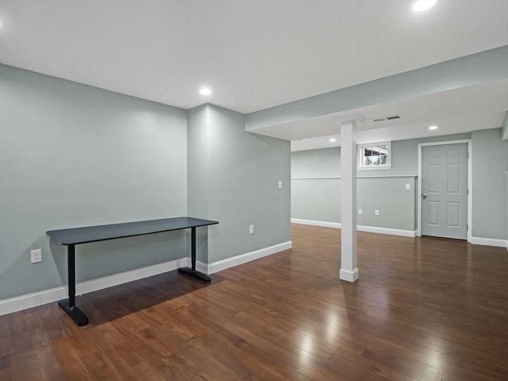 Photo of Unit 1 at 36 Knowlton Cir