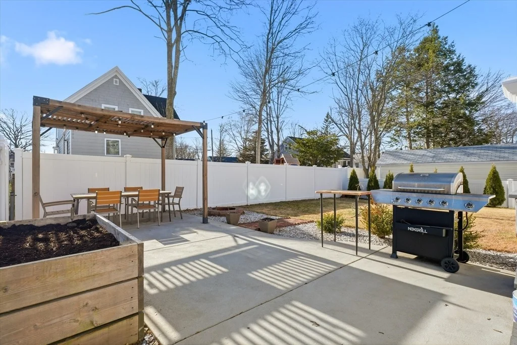 Photo of 27 Garfield Ave