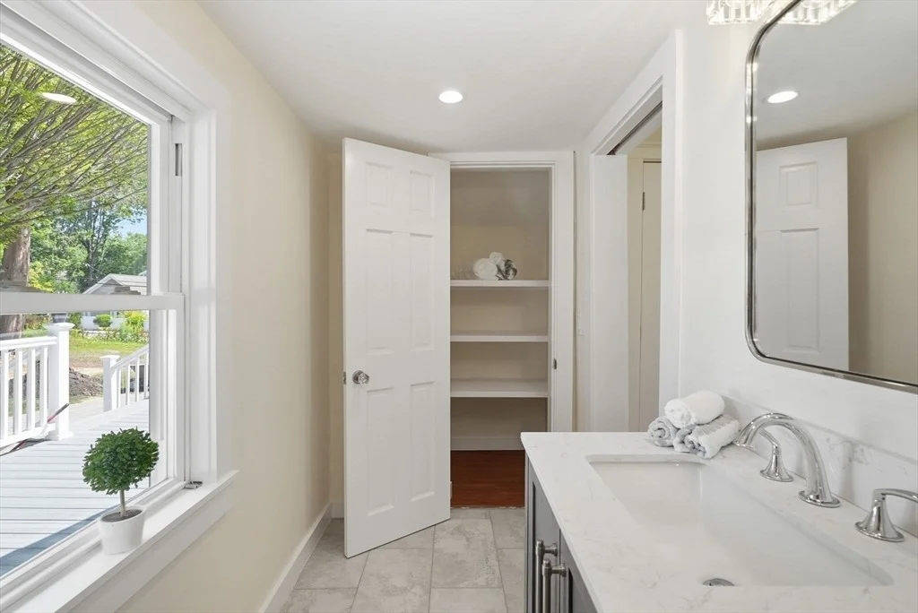 Photo of 8 Pemberton Rd