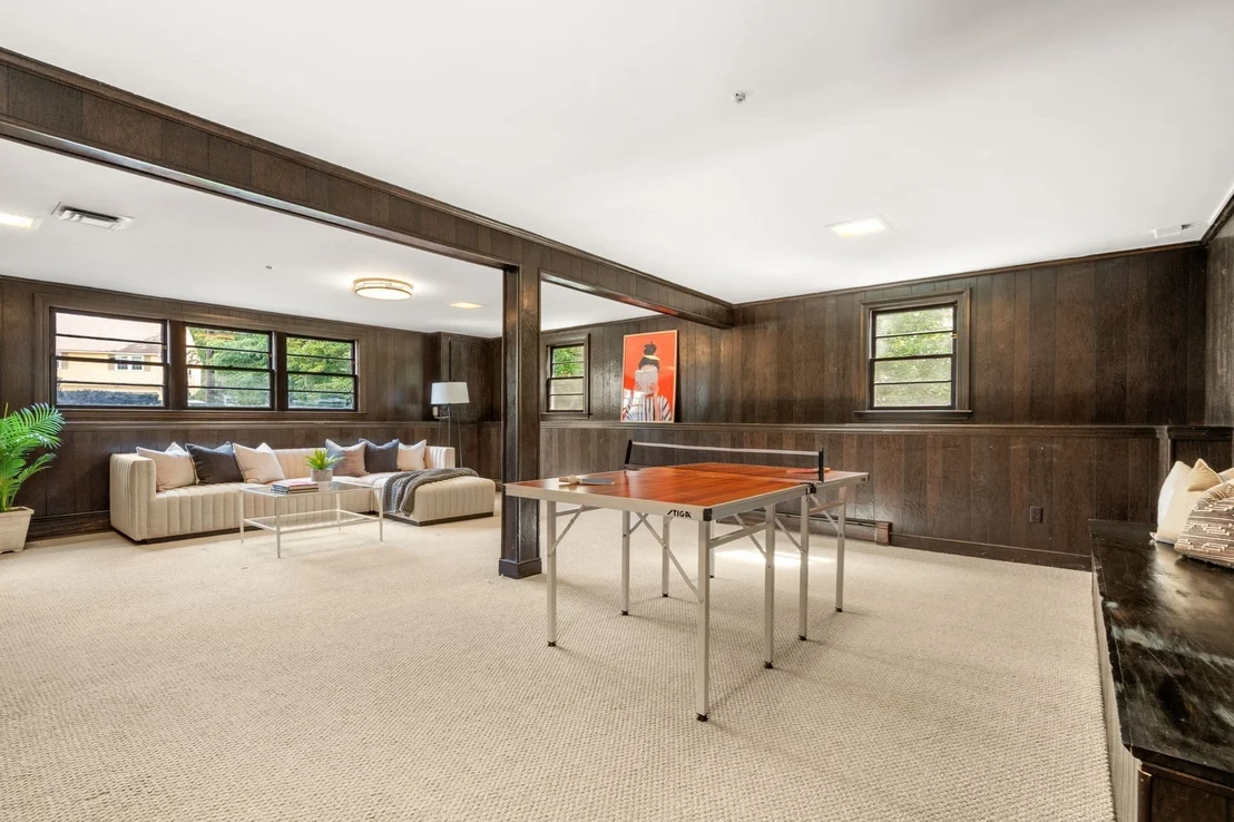 Photo of 43 Meredith Circle