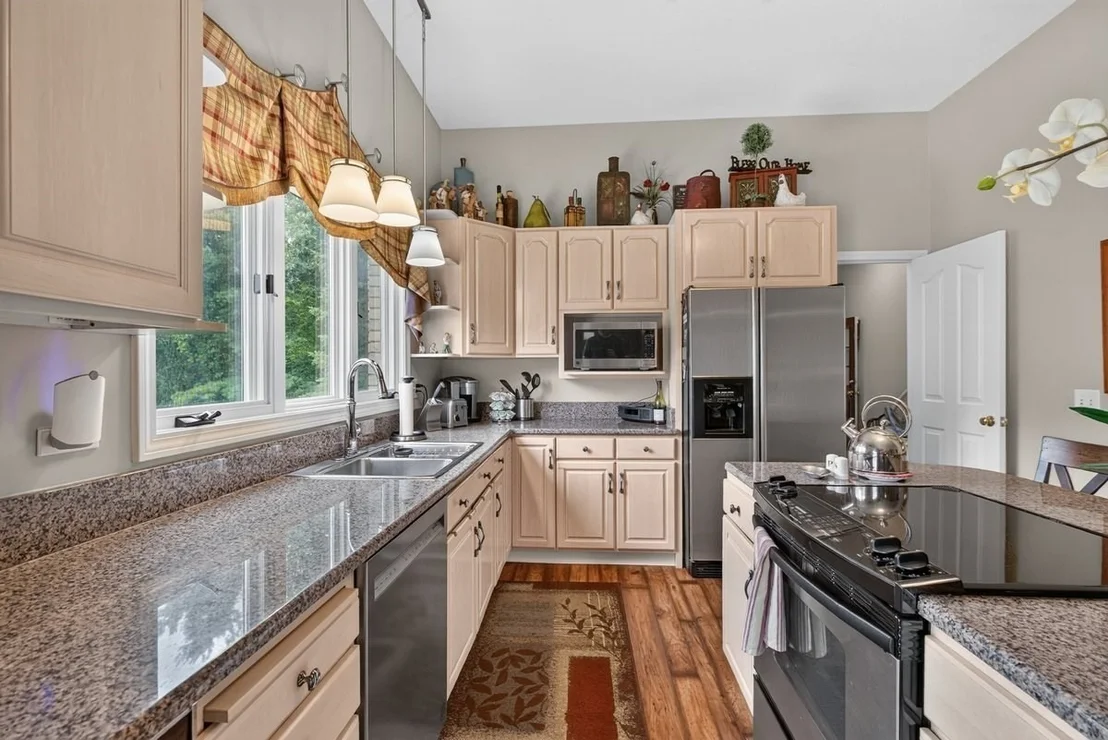 Photo of 196 High Meadow Dr