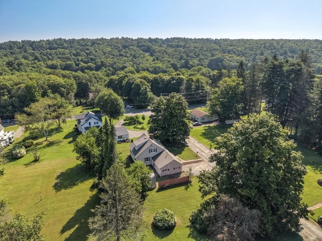 Photo of 3 Maplelawn Dr