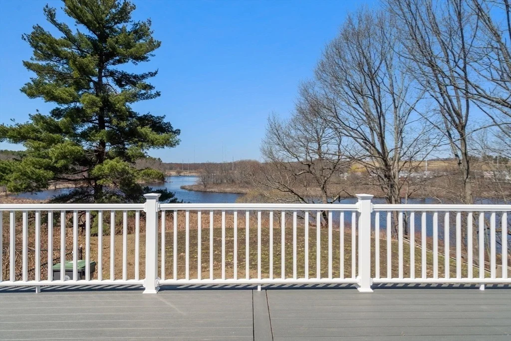 Photo of 243 Riverside Dr