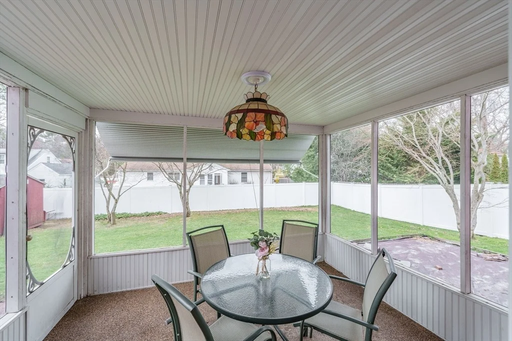 Photo of 236 Burbank Rd