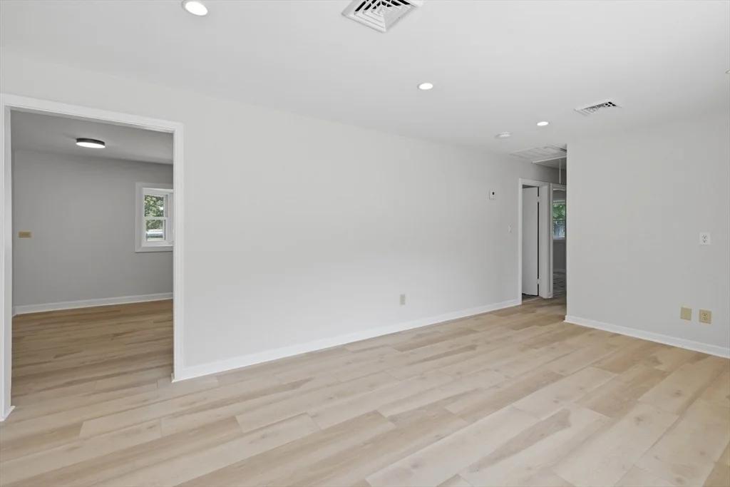 Photo of 154 Maple Street