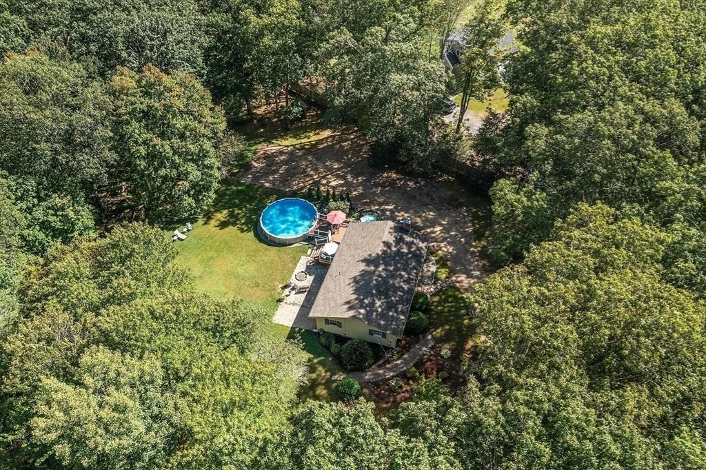 Photo of 25 Old Coach Rd