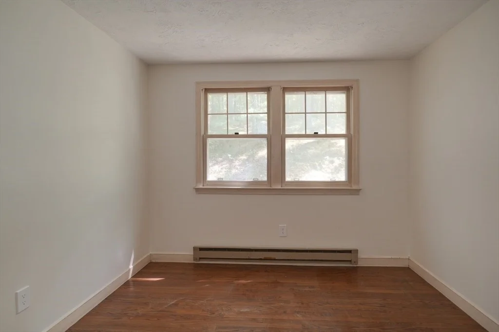 Photo of 560 Old Harvard