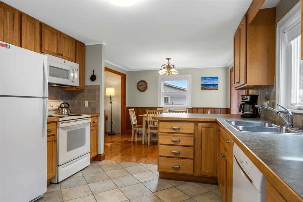 Photo of 35 Driftwood Cir