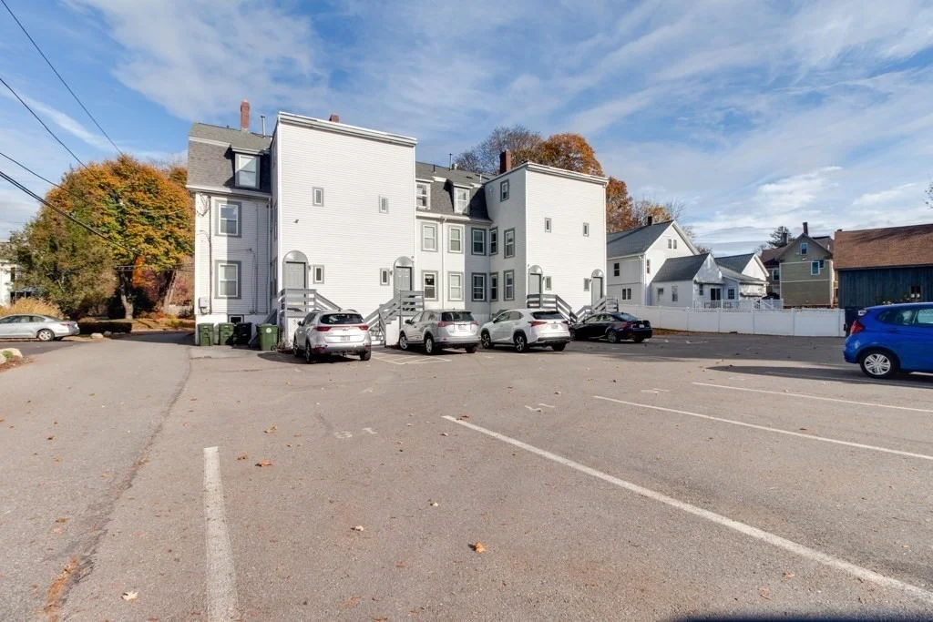 Photo of Unit 3 at 10 Maple Ave