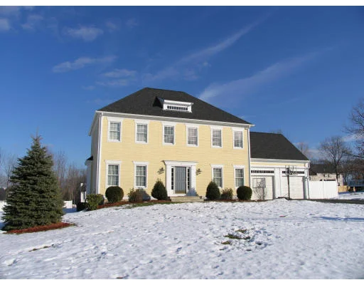 Photo of 12 Peach Tree Dr