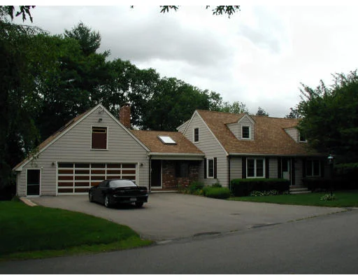 Photo of 33 Maple Street