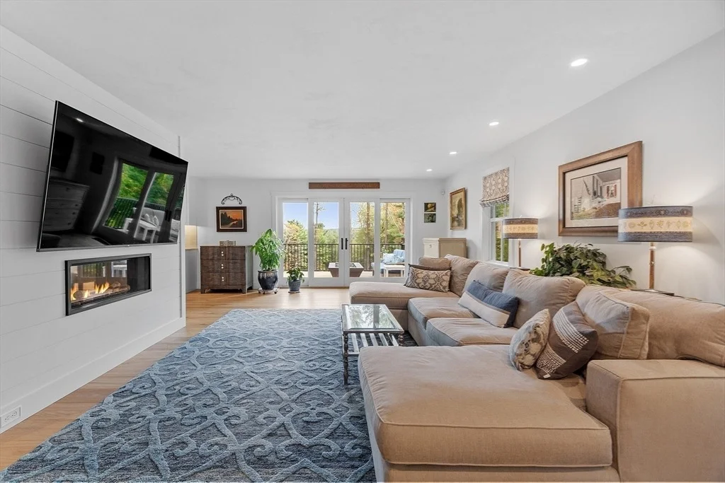 Photo of 124 Osgood Rd