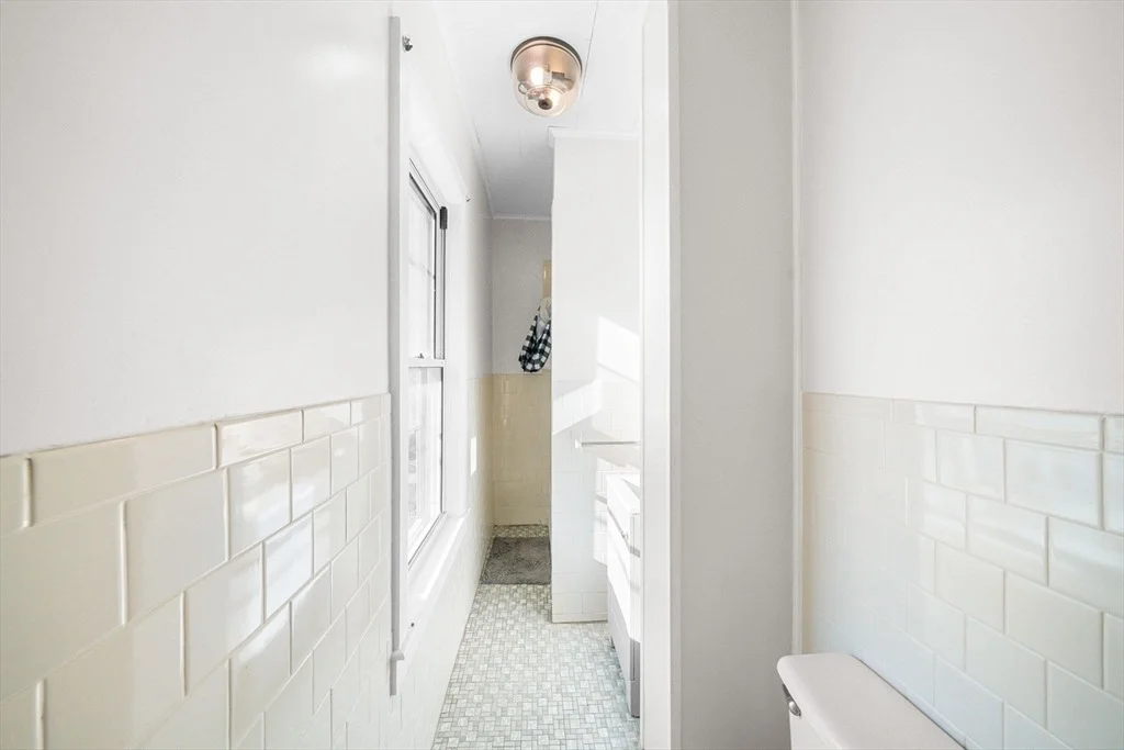 Photo of 482 Snell St