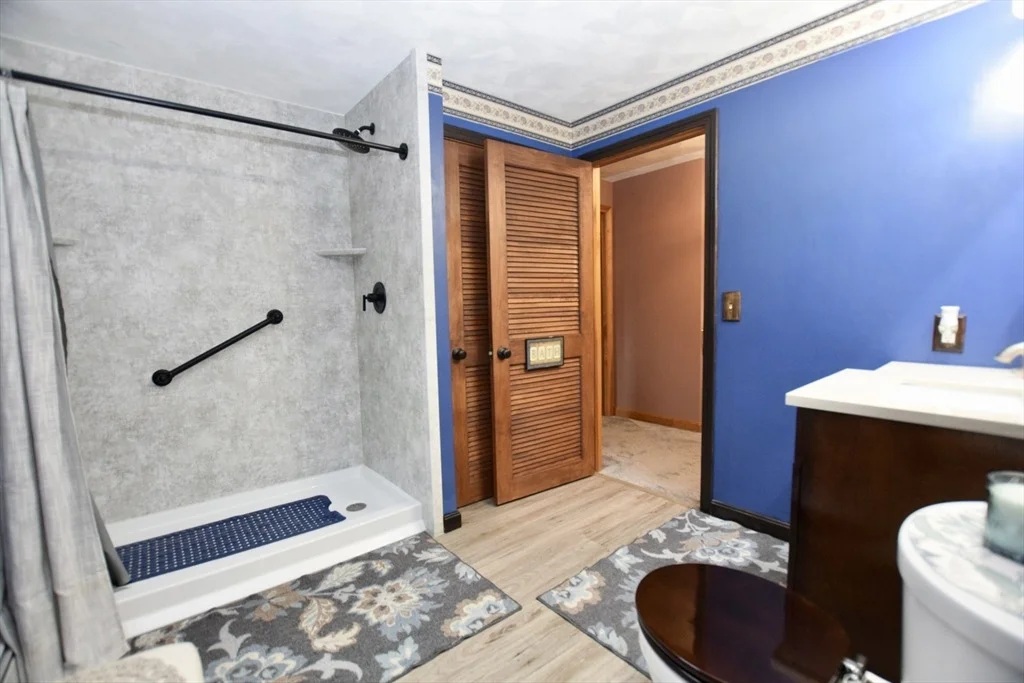 Photo of 53 Gregory Dr