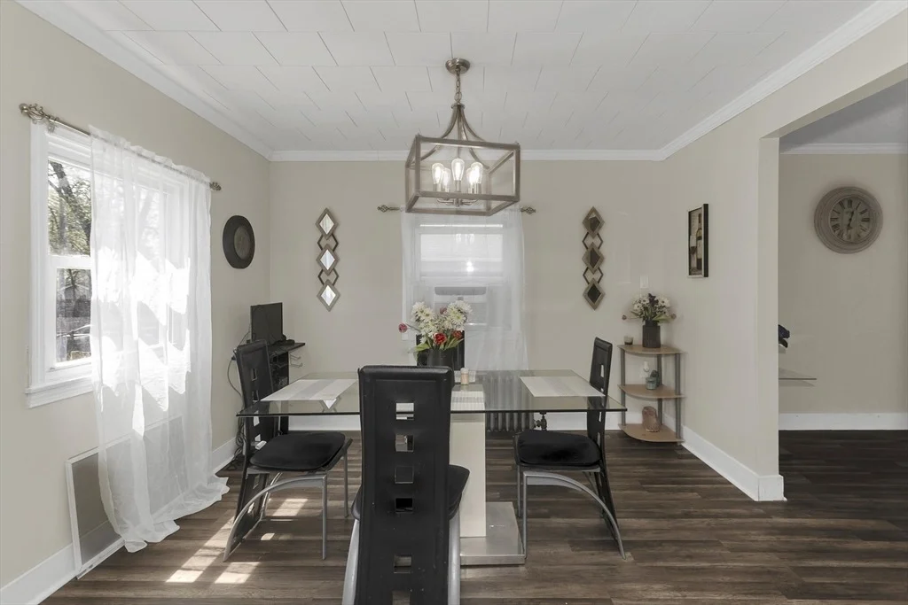 Photo of 15 Merida St