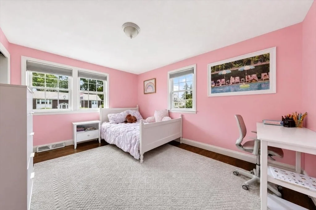 Photo of 26 Townsend Ave