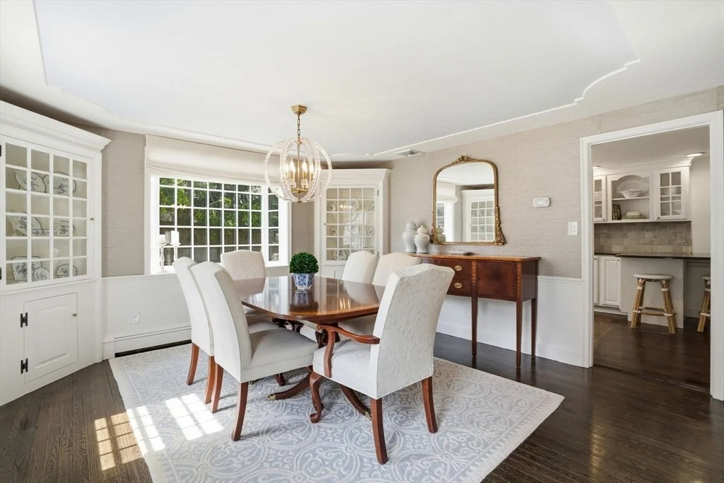 Photo of 2 Queen Anne Ln