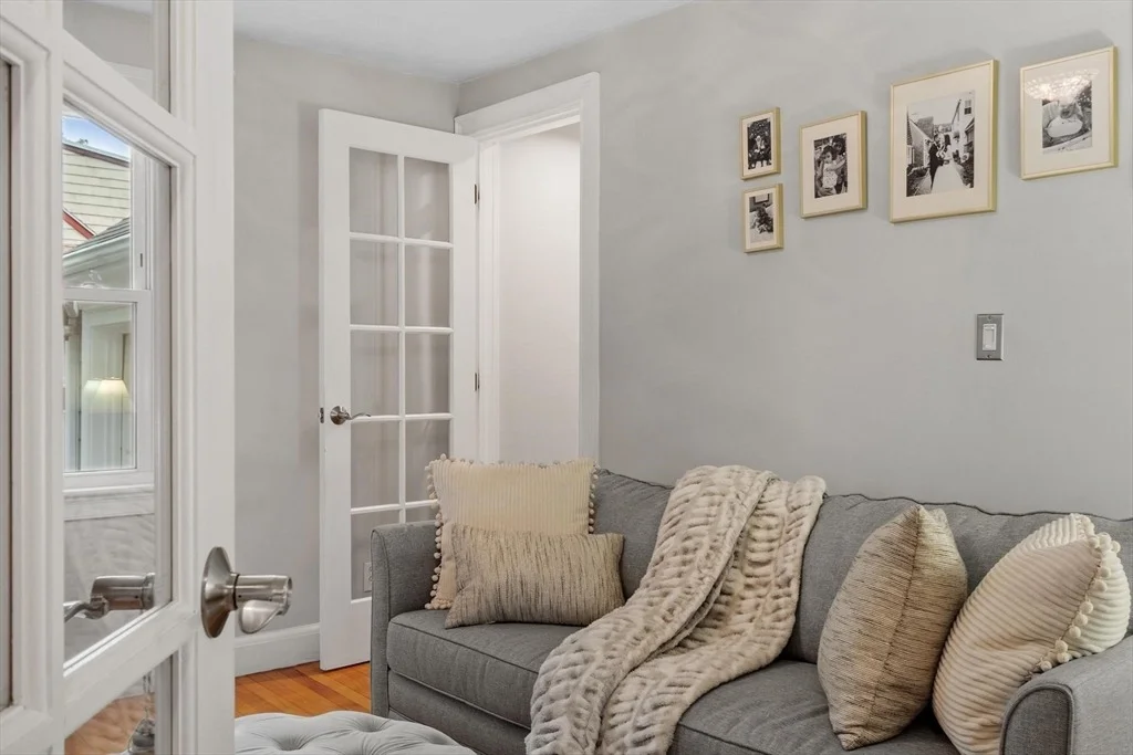 Photo of 152 Oak Street