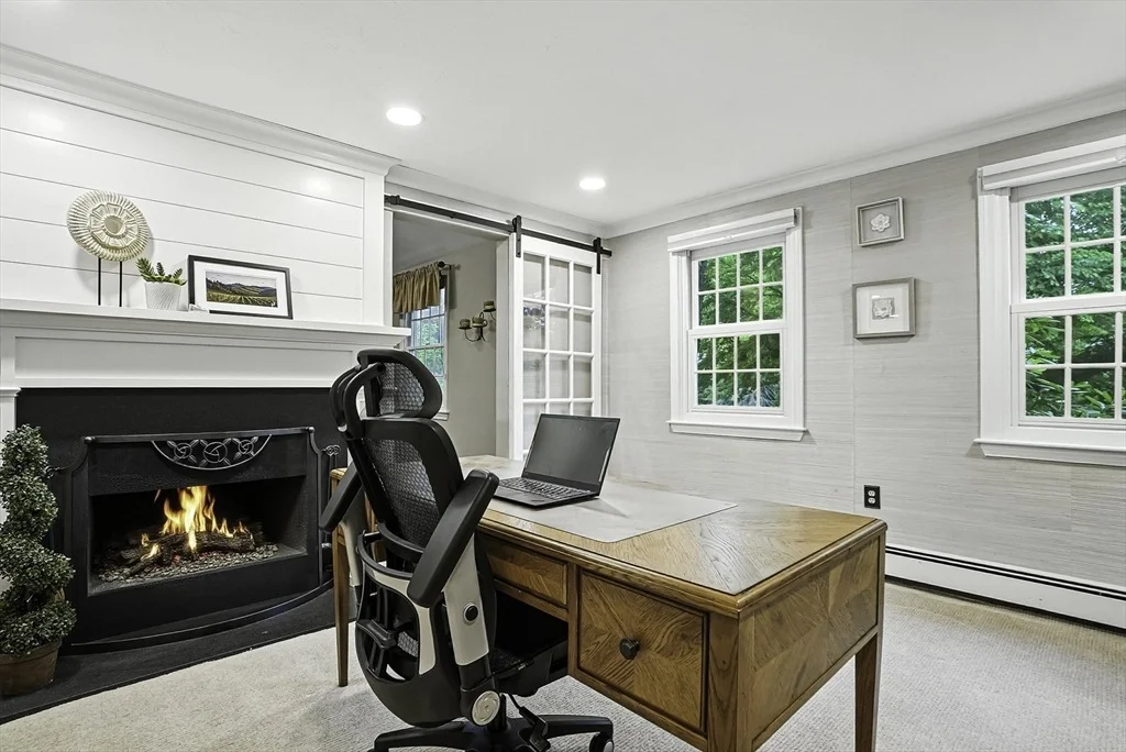 Photo of 9 Oak Hill Road