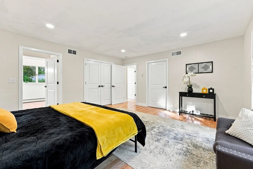 Photo of 20 Longfellow Rd