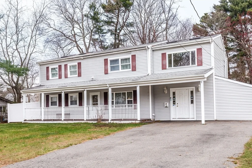 Photo of 54 Lisa Dr