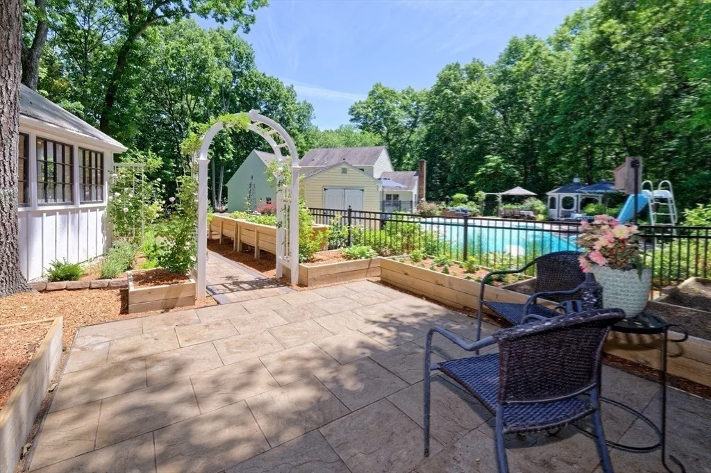 Photo of 101 Hunter Rd