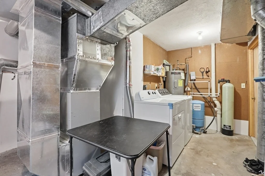 Photo of 39 Hog Hill Road