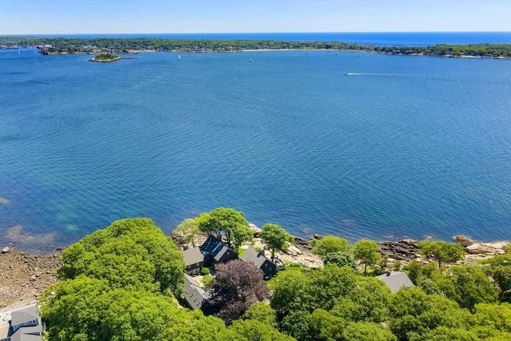 Photo of 69 Dolliver Neck Rd