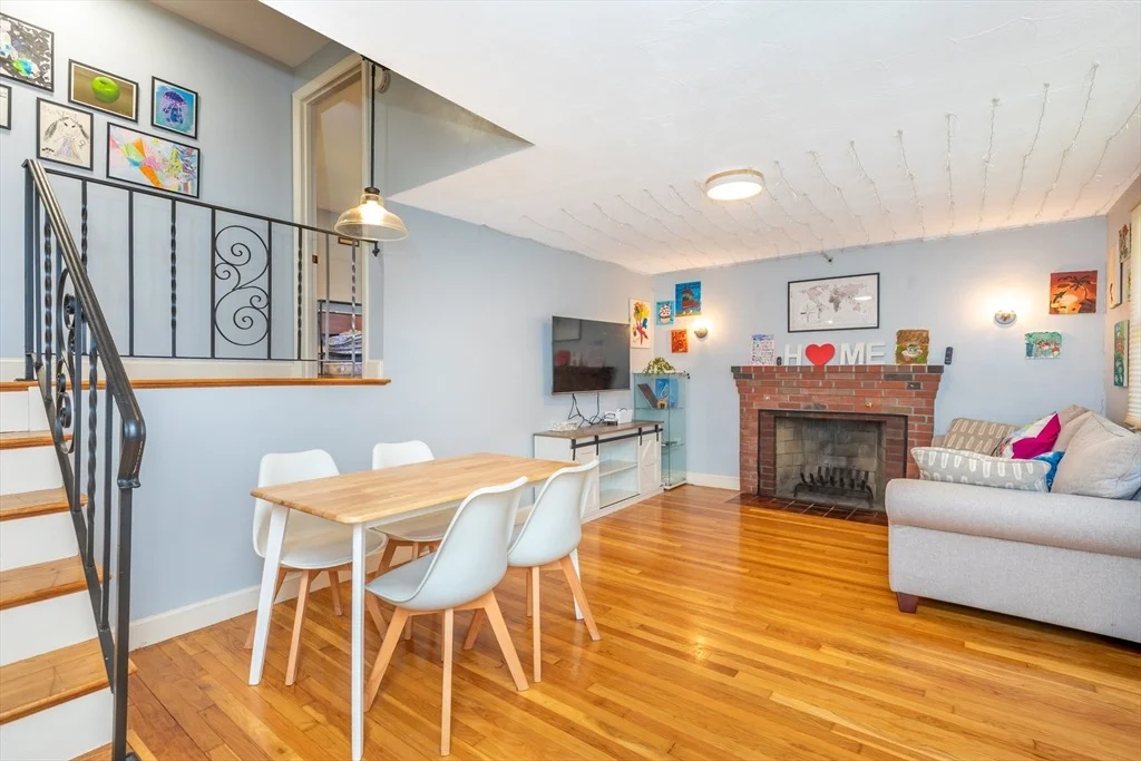 Photo of 65 Margaret Dr