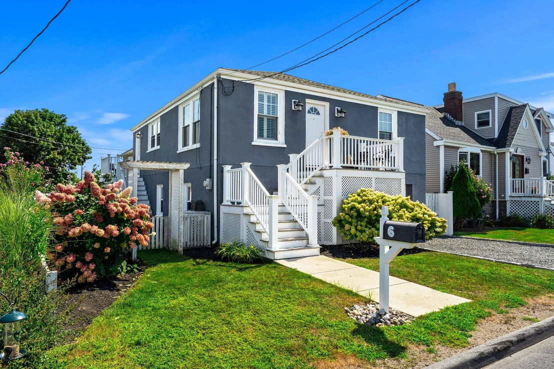 Photo of 6 Fox Hill Road