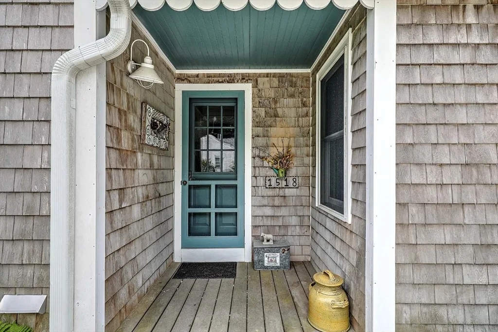 Photo of 1518 Drift Road