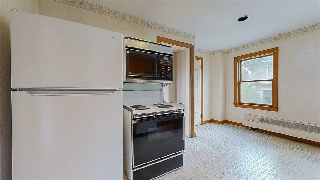 Photo of 120 Hillcroft Ave