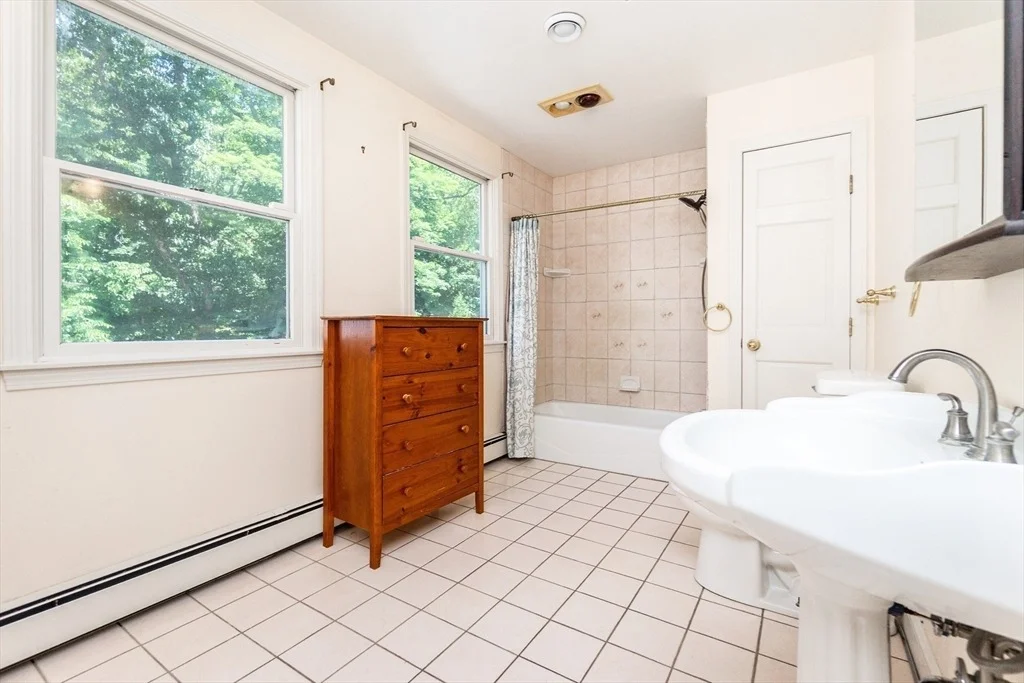 Photo of 133 Concord Rd