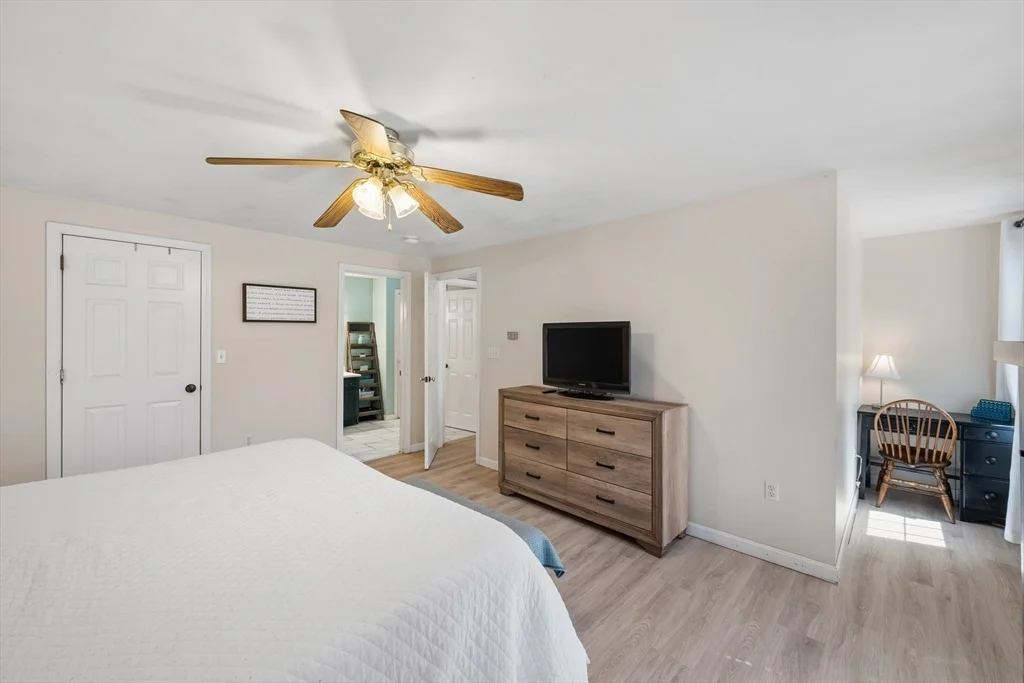 Photo of 4 Mockingbird Ln