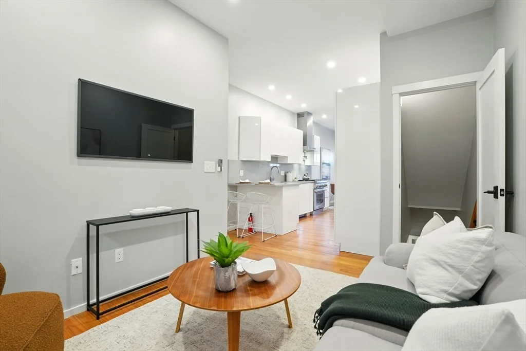 Photo of Unit 310 at 310 Broadway