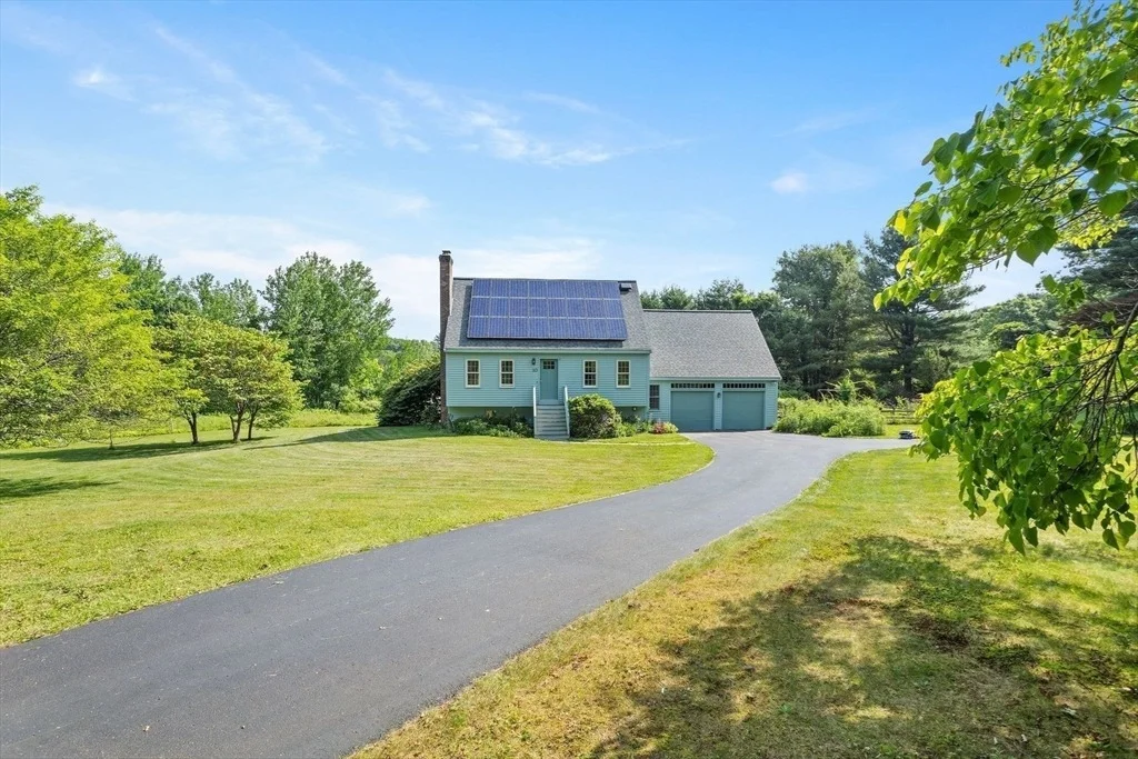 Photo of 10 Farm Rd