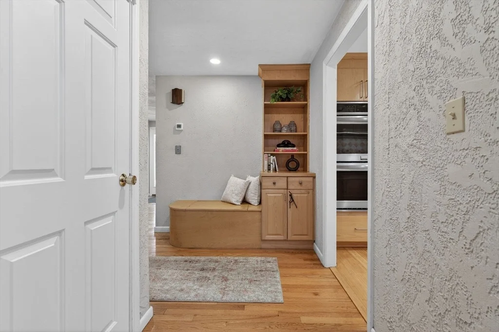 Photo of 28 Algonquin Ave