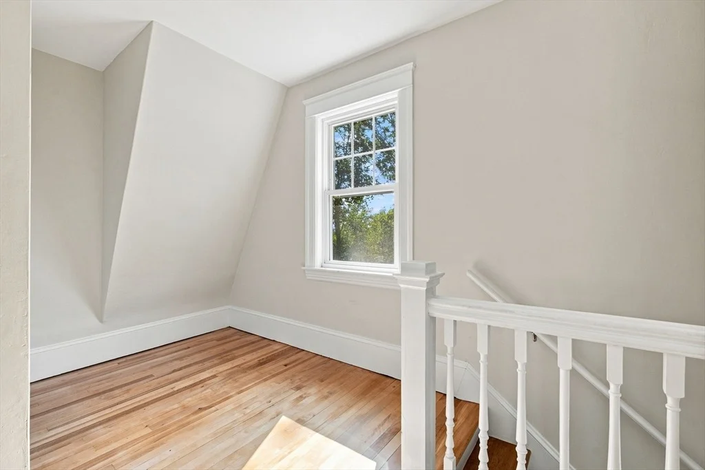 Photo of 31 Barnard Rd