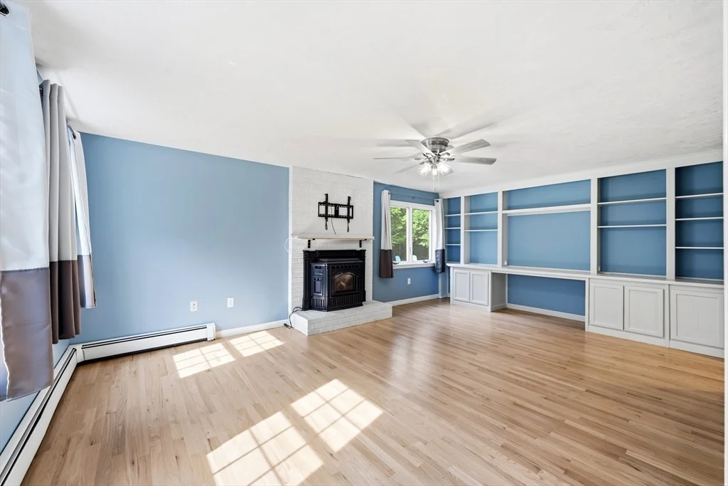 Photo of 711 Chicopee Row